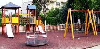 Προς αποκατάσταση οι παιδικές χαρές