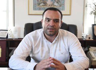 Ο δήμαρχος Μυκόνου μηνύει Τόσκα και αρχηγό της ΕΛΑΣ για την εγκληματικότητα στο νησί