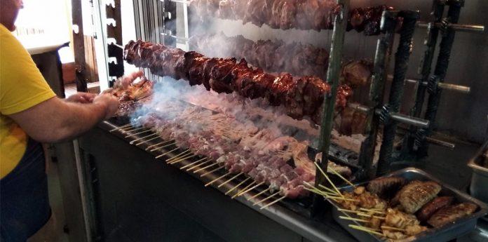 souvlatzidiko prosopiko mast