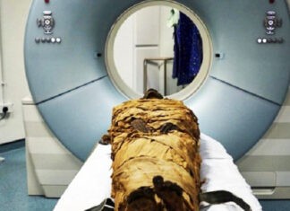 Μούμια «μίλησε» μετά από 3.000 χρόνια (Βίντεο)