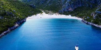 Το μικρό χωριό που σε κάνει να νομίζεις ότι είσαι σε νησί