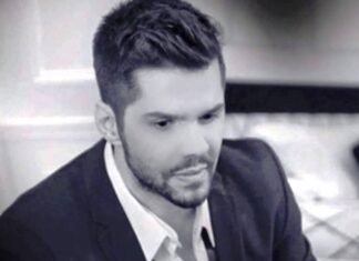 Γιώργος Τσαλίκης: Σήκωσε τον Επιτάφιο σε ορθόδοξη εκκλησία της Αυστραλίας (ΦΩΤΟ)