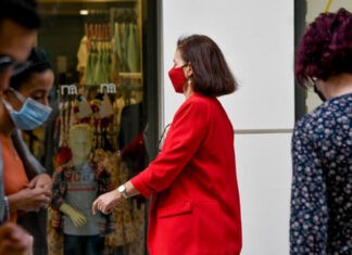 Βρετανία: 4.000 γυναίκες είχαν πρόβλημα με την περίοδο τους μετά το εμβόλιο