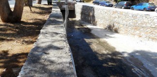Δυσοσμία στα Τρία Γεφύρια