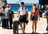 Καραντίνα τέλος για τους τουρίστες με κορωνοϊό