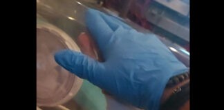 Το συγκινητικό «ευχαριστώ» ασθενούς με κορωνοϊό μέσα από τον ειδικό θάλαμο αρνητικής πίεσης (VIDEO)