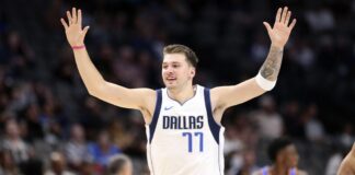 Μύκονος: Ο αστέρας του NBA Λούκα Ντόντσιτς στην κουζίνα γνωστού εστιατορίου (ΦΩΤΟ)