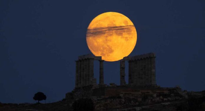 full_moon_main01