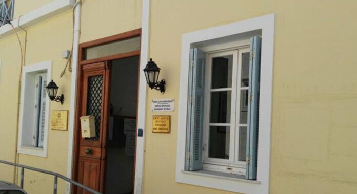 kapi_ermoupoli01