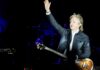 Αντίπαρος: Ο Πολ ΜακΚάρτνεϊ έγινε 80 ετών και το γιορτάζει στις Κυκλάδες – Εντυπωσιάζει η θαλαμηγός του
