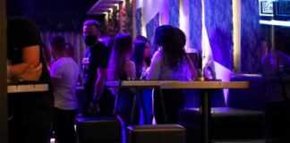 Νέα έρευνα: Σε ποια μέρη έχουμε περισσότερες πιθανότητες να κολλήσουμε Covid-19;