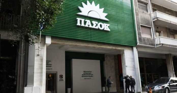 pasok_xarilaou_trikoupi01
