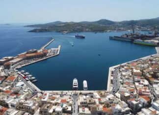 Παραλία «το όνειρο» : Η επικαιρότητα με χιουμοριστική διάθεση