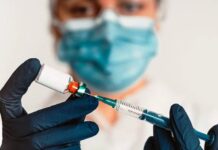Βρετανία: Το πρώτο εμβόλιο σχεδιασμένο με τεχνητή νοημοσύνη