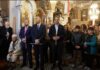 Ανάσταση στον Πύργο της Τήνου έκανε ο Μητσοτάκης με τη σύζυγό του Μαρέβα(ΦΩΤΟ)