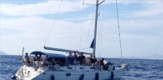 Εντοπισμός και διάσωση 61 ατόμων στη θαλάσσια περιοχή 9 ν.μ. νότια ν. Σερίφου και σύλληψη 2 διακινητών