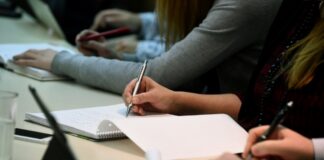 Αναδρομικά: Πώς δηλώνονται ποσά από μισθούς, συντάξεις, επιδόματα