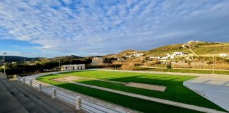 Πρασίνισε το «στολίδι» της Βάρης (Φωτο)