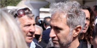 Δημήτρης Κόκοτας: Κρίσιμες ώρες για τον τραγουδιστή μετά το έμφραγμα – Παραμένει διασωληνωμένος στη ΜΕΘ