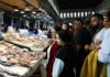 Σαρακοστή: Απλησίαστα τα παραδοσιακά εδέσματα – Εκτόξευση τιμών σε θαλασσινά, λαγάνα και χαλβά