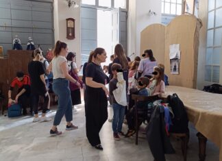 Στους δρόμους της Ερμούπολης τα «Λαζαράκια» του Λυκείου Ελληνίδων Σύρου (video)