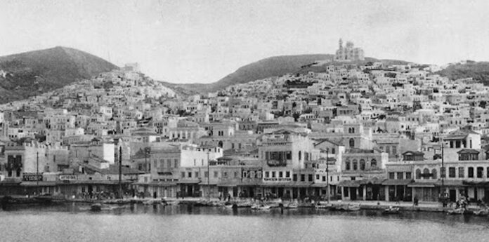 syros limani palio mast