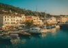 «Βούλιαξαν» οι δημοφιλείς προορισμοί για το τριήμερο του Αγίου Πνεύματος