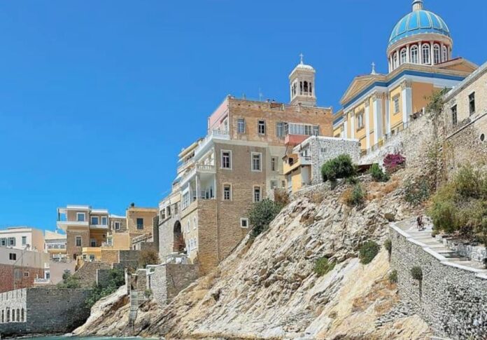 syros vaporia agios nikolaos