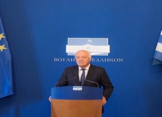 Μάρκος Καφούρος: Απρόσκοπτη η υλοποίηση των αναγκαίων λιμενικών έργων στις Κυκλάδες στην περιοχή χωροθέτησης του Εθνικού θαλάσσιου πάρκου Νοτίου Αιγαίου 1.