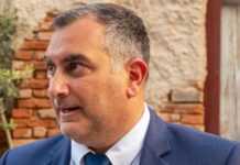 Άρης Ρώτας: Πολιτική κυβίστηση για τη θαλάσσια πύλη Schengen στη Σύρο – Λόγω της αδράνειας της δημοτικής αρχής έφτασε ο κόμπος στο χτένι