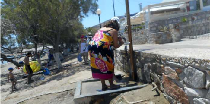 loutiras paralia mast