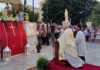Με λαμπρότητα ο εορτασμός της Αγίας Δωρεάς στην Ερμούπολη: Για πρώτη φορά δοξολογία στην πλατεία Μιαούλη