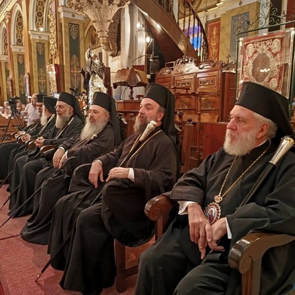 Ο Εορτασμός του Αγίου Δωροθέου και του Σεβασμιώτατου Μητροπολίτη Σύρου (Φωτο-Βίντεο)